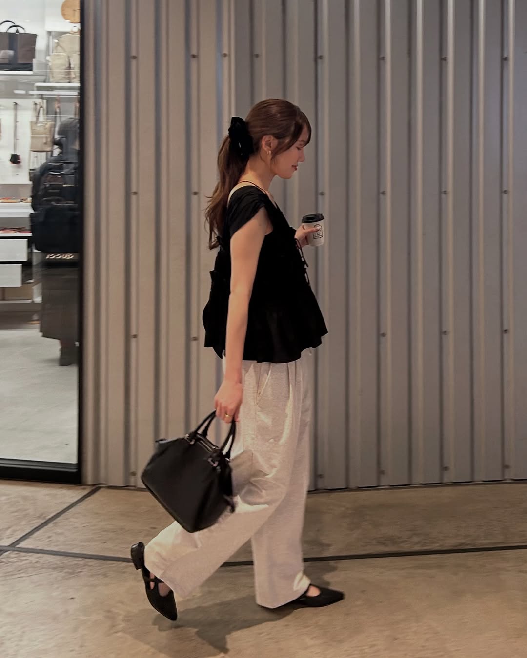 umm. By Discoat 褶褶絲帶sleeveless