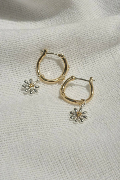 GOLDY Daisy Earrings