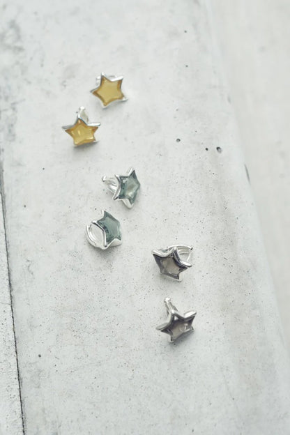 GOLDY Star Earrings