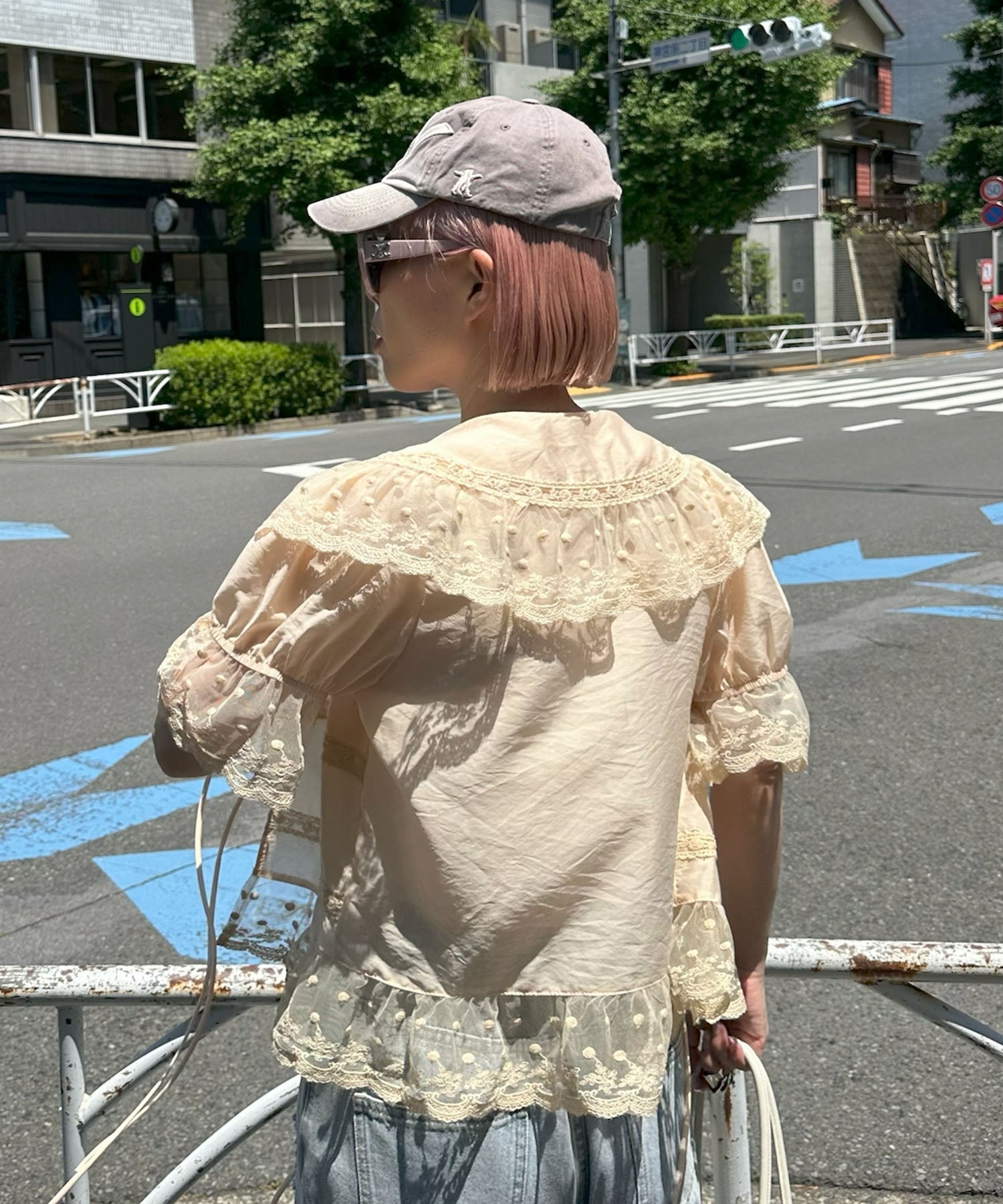 フリル＆レース半袖ブラウス