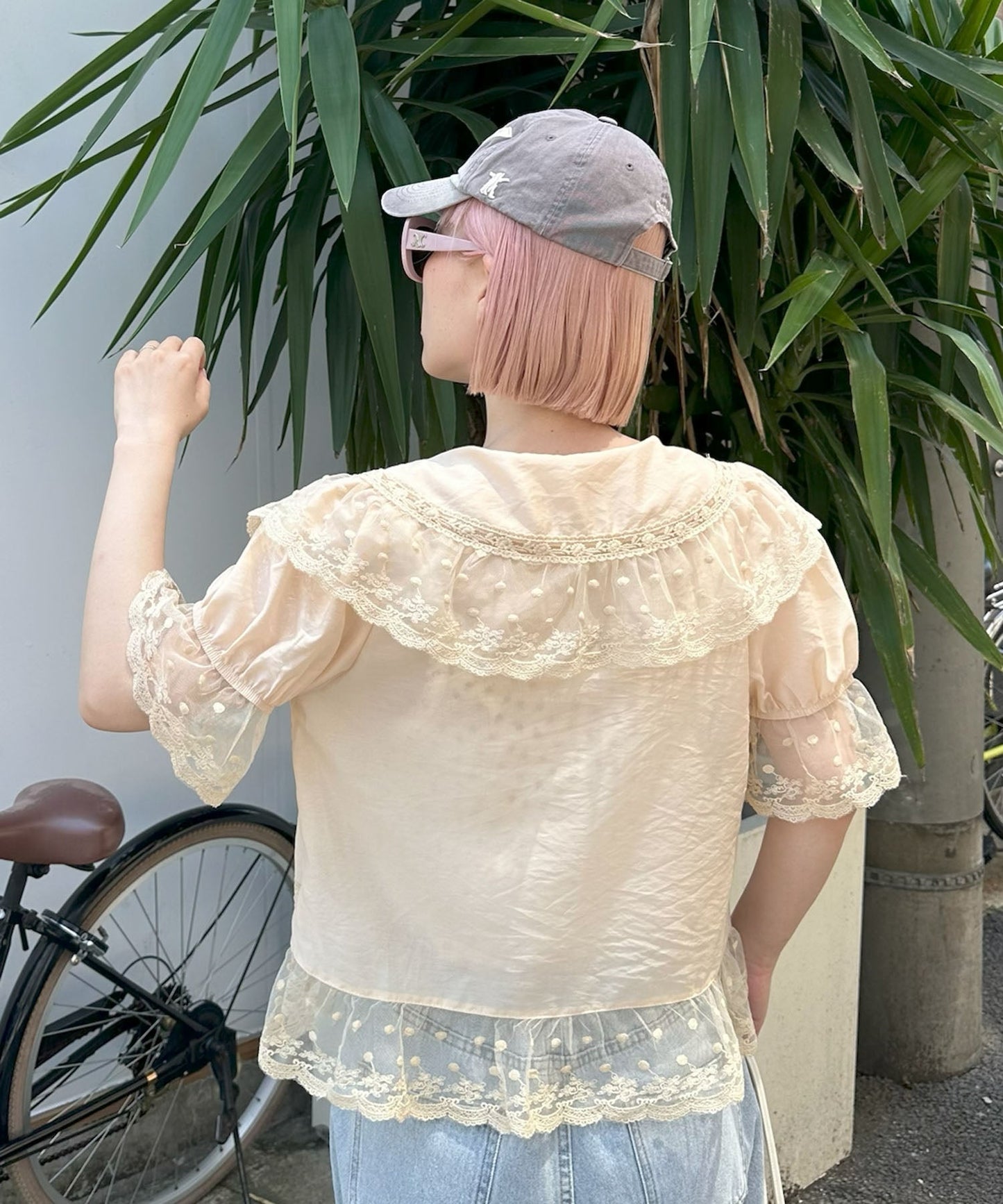 フリル＆レース半袖ブラウス