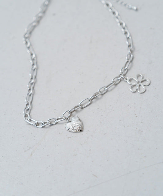 Kastane Heart flower necklace
