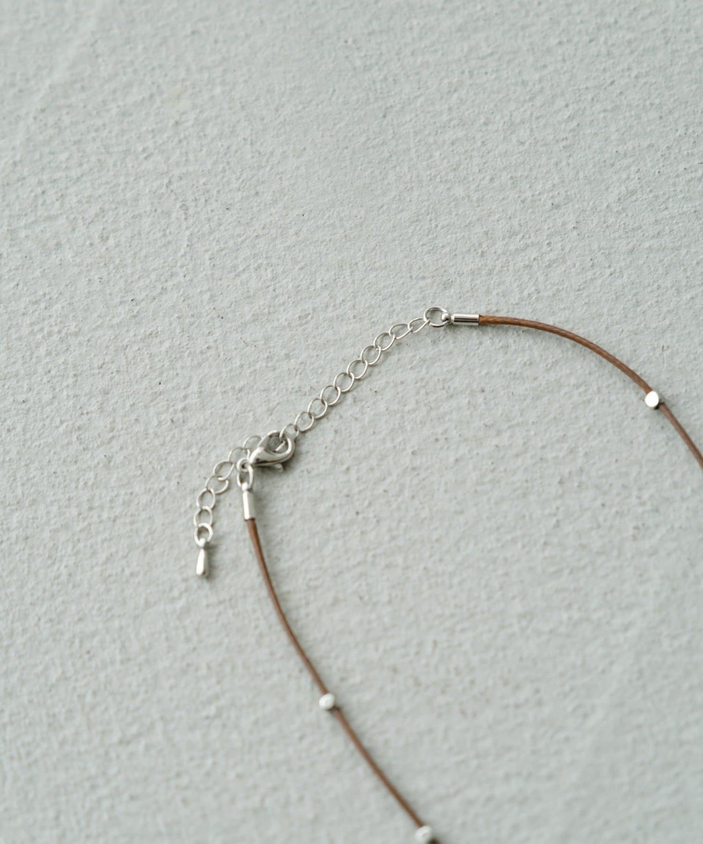 Kastane Flower charm choker