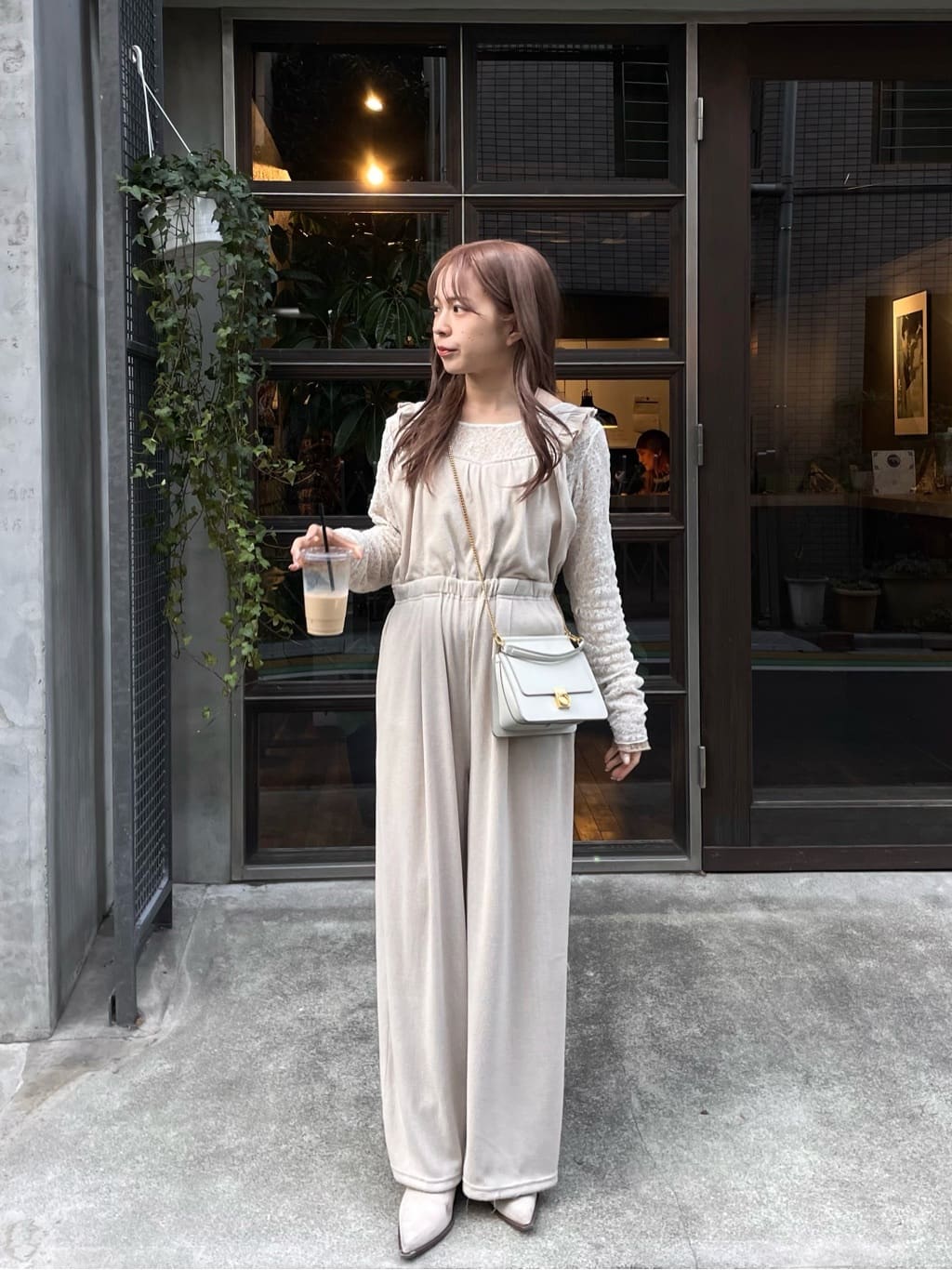 Kastane 荷葉邊工裝褲