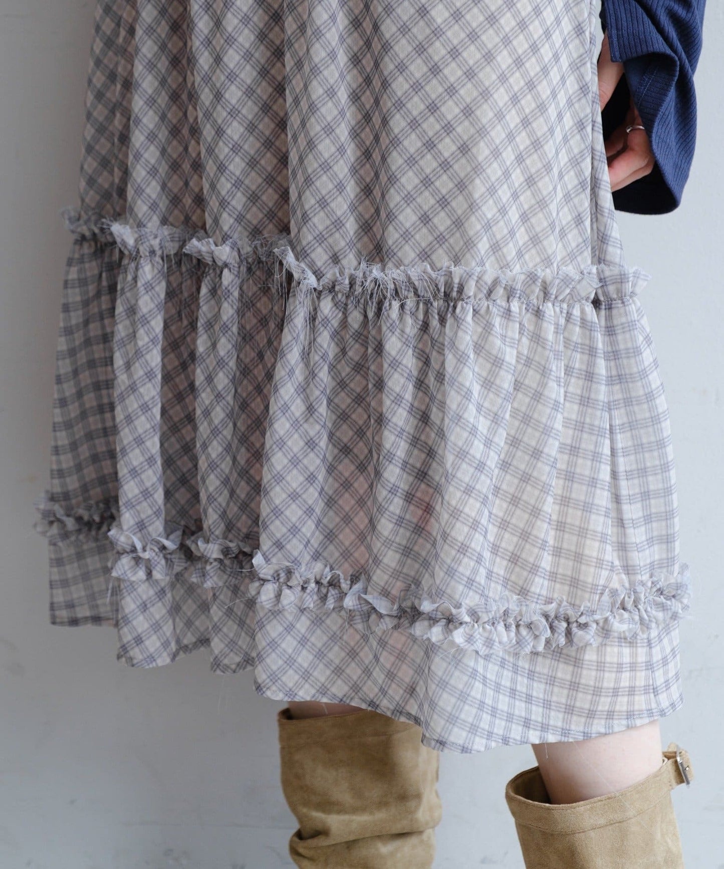 Kastane 荷葉邊中長裙