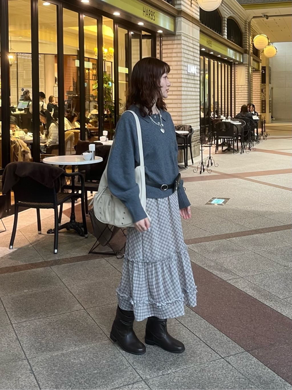 Kastane 荷葉邊中長裙