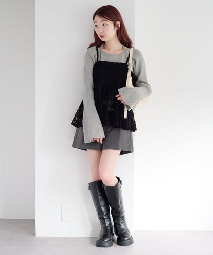 Kastane feather like lace bustier