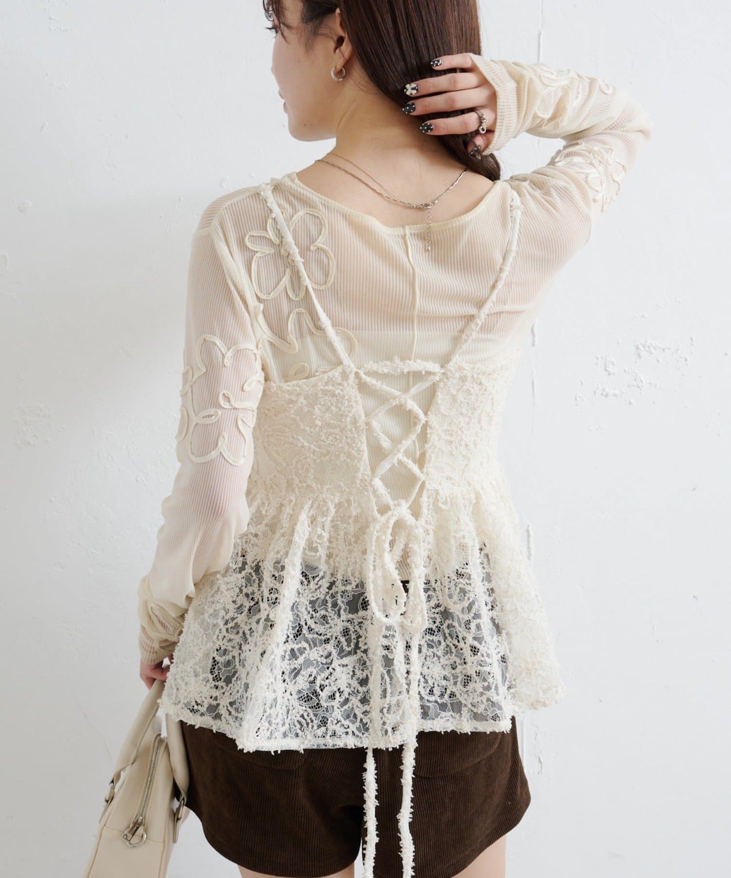 Kastane feather like lace bustier