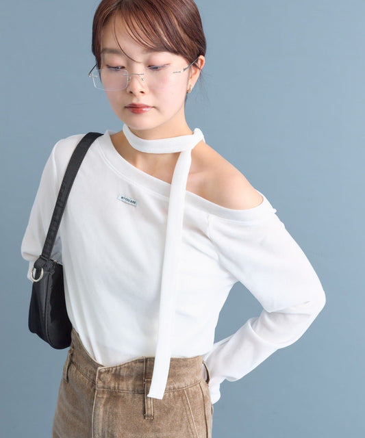 mystic one shoulder top