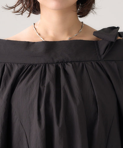 mystic 露肩緞帶襯衫