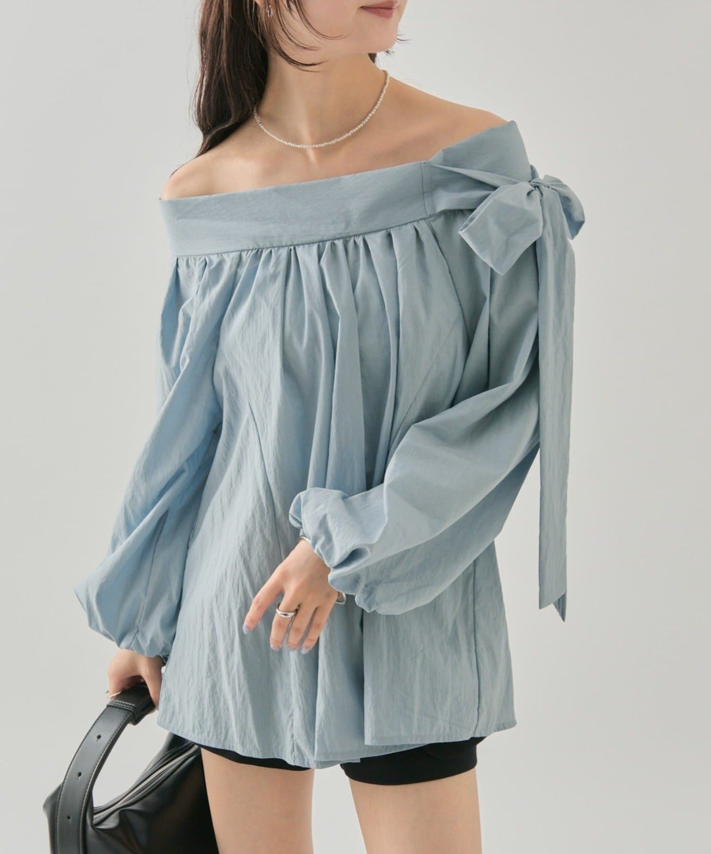 mystic 露肩緞帶襯衫