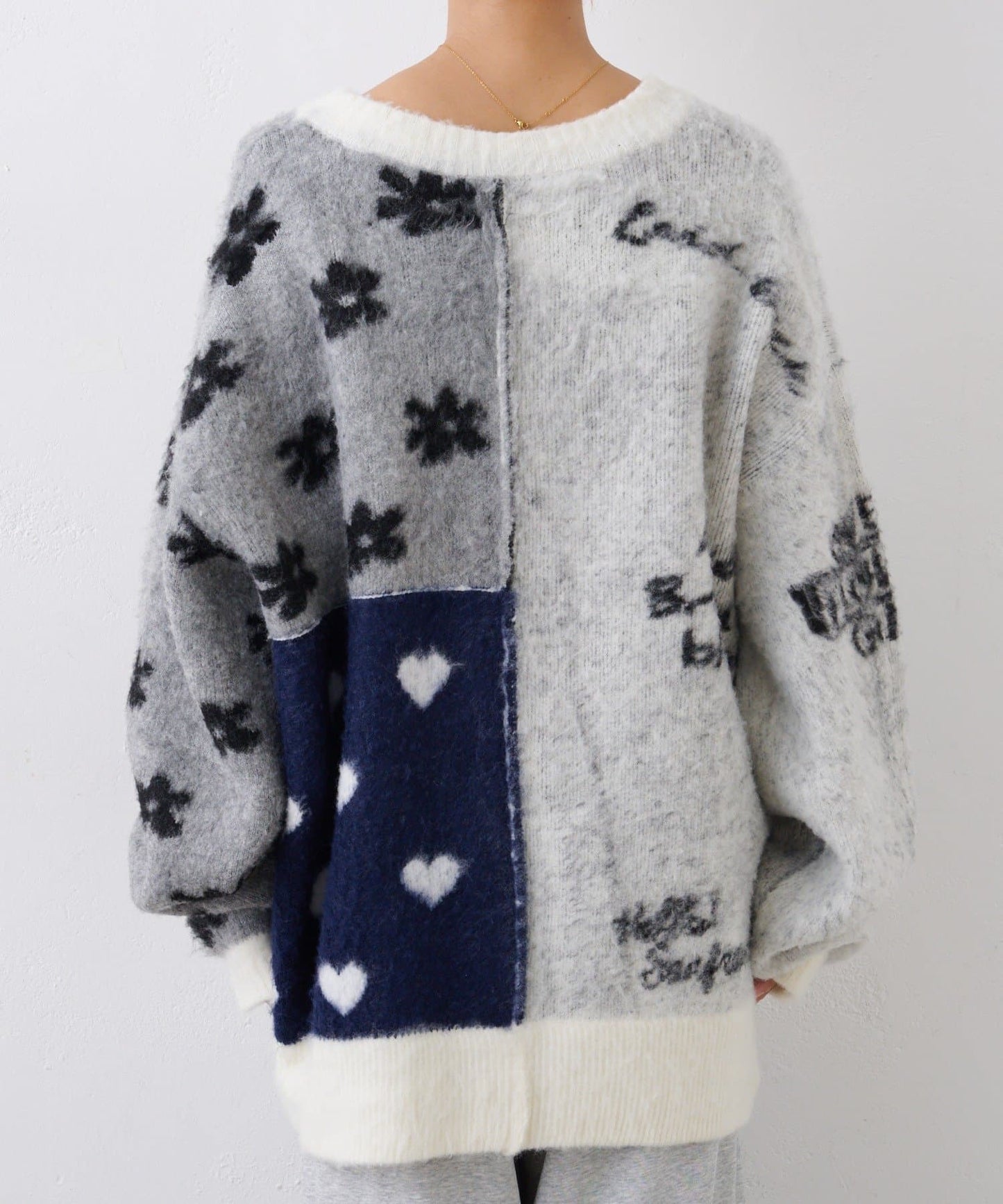 HELLO.SANFRANCISCO 拼接心心紐扣 cardigan