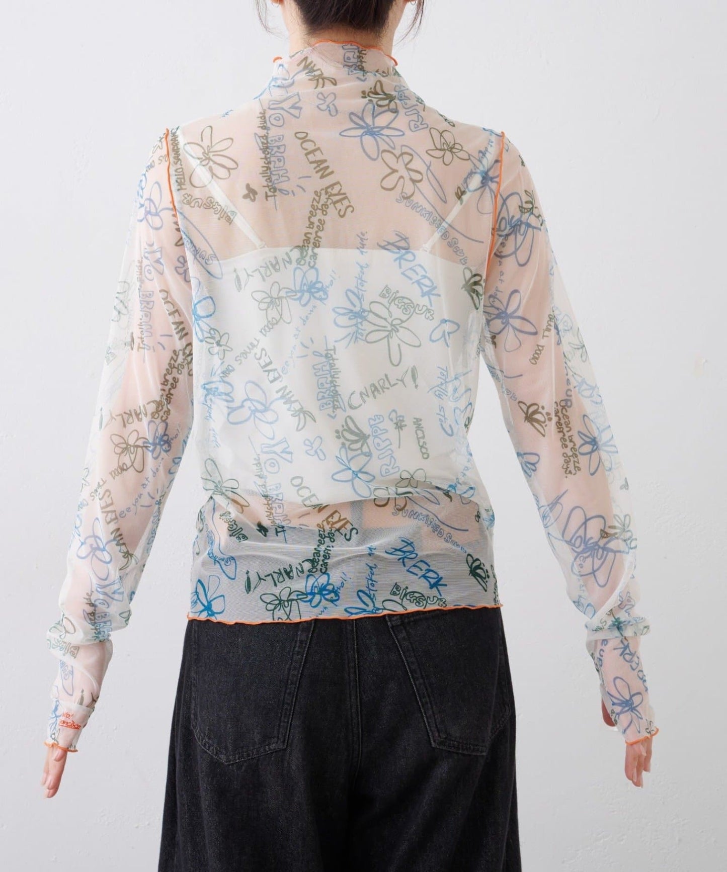 HELLO.SANFRANCISCO 塗鴉印花 sheer top