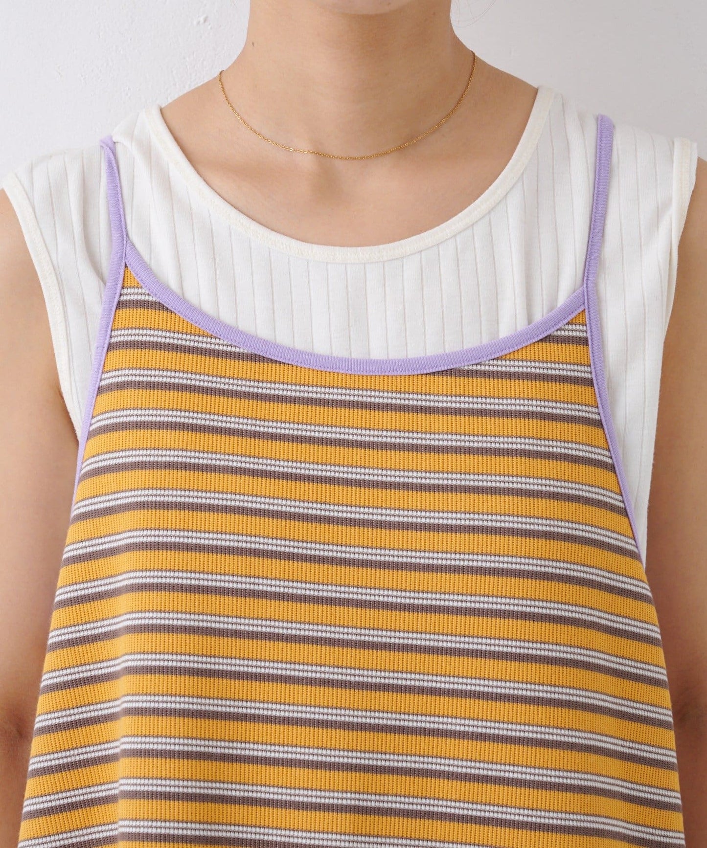 HELLO.SANFRANCISCO 鏤空花朵吊帶背心