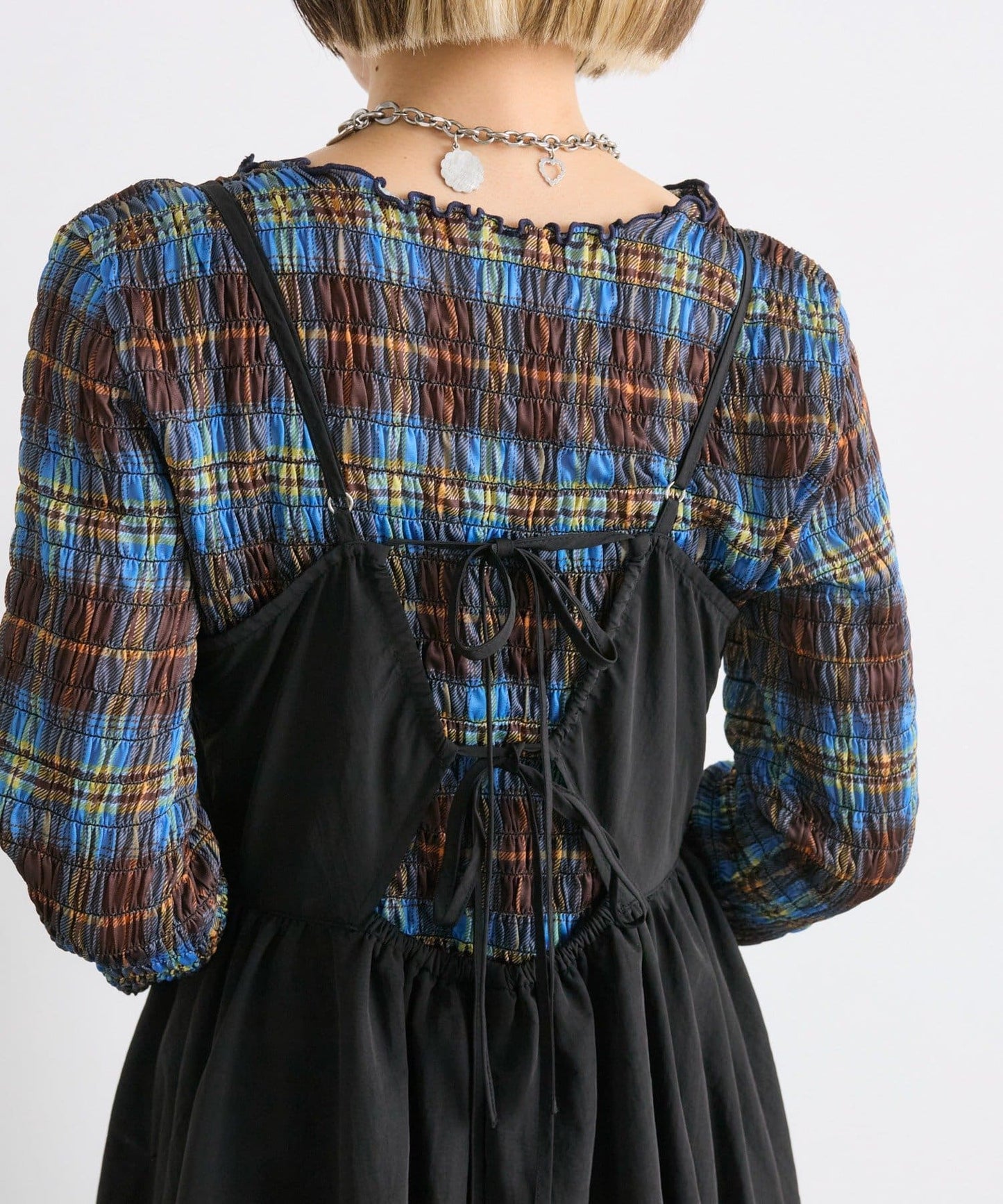 w closet Pattern shirring pullover