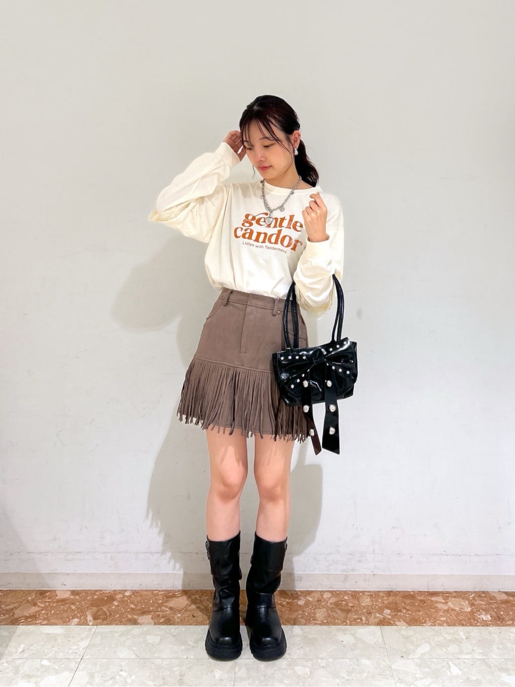 w closet Ribbon Shoulder Bag