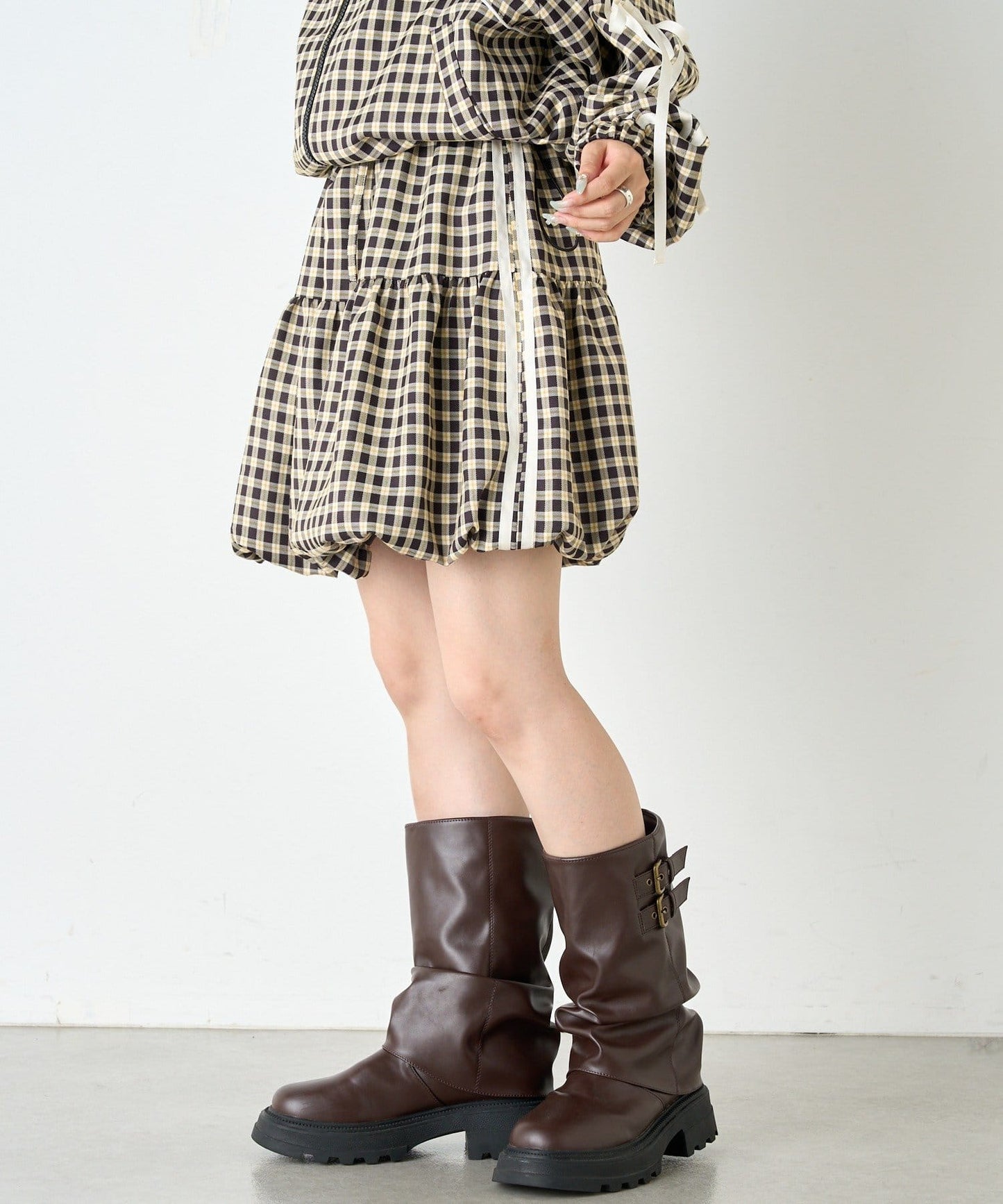 w closet Check line balloon skirt