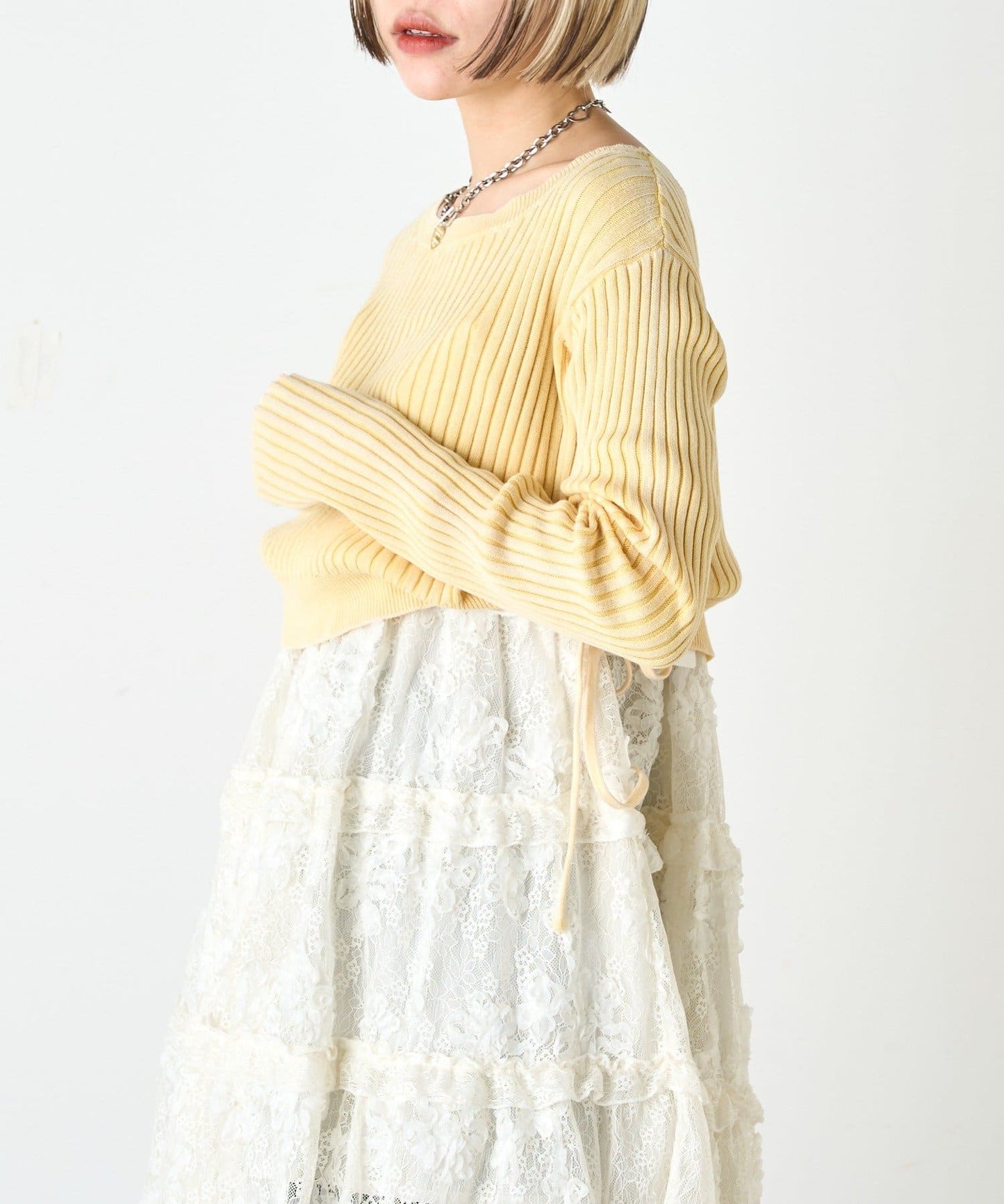 w closet 抽繩短針織衫