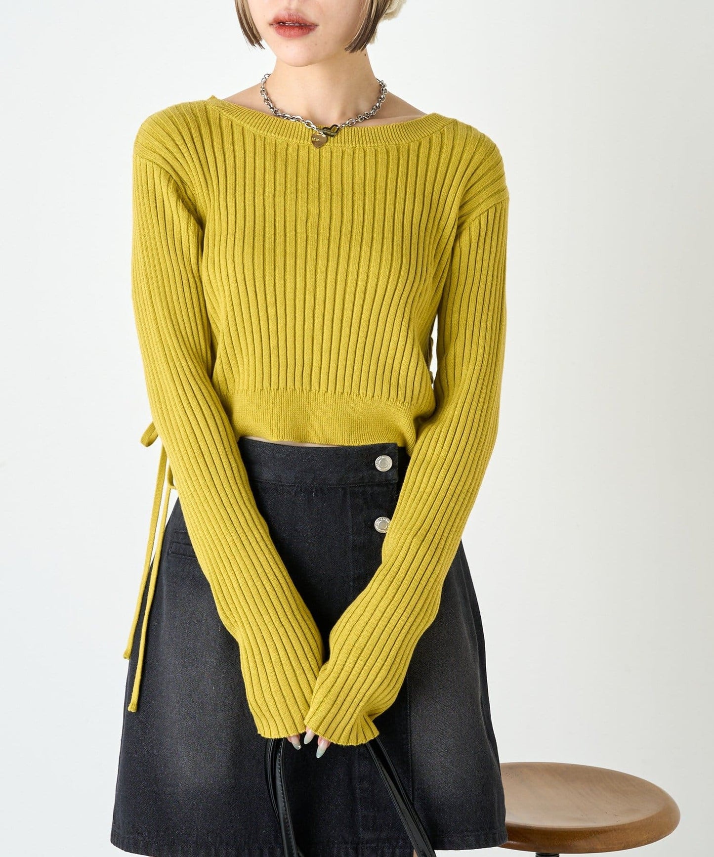 w closet 抽繩短針織衫