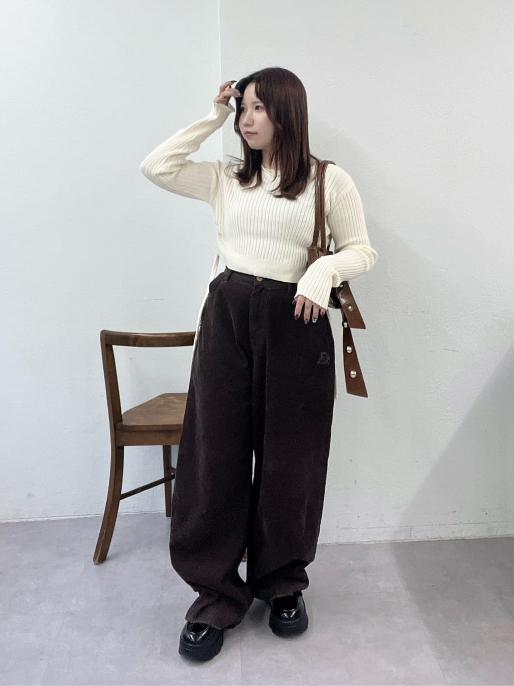 w closet 抽繩短針織衫