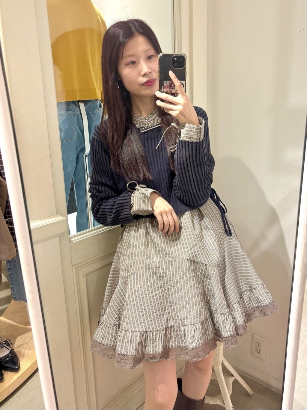 w closet 抽繩短針織衫