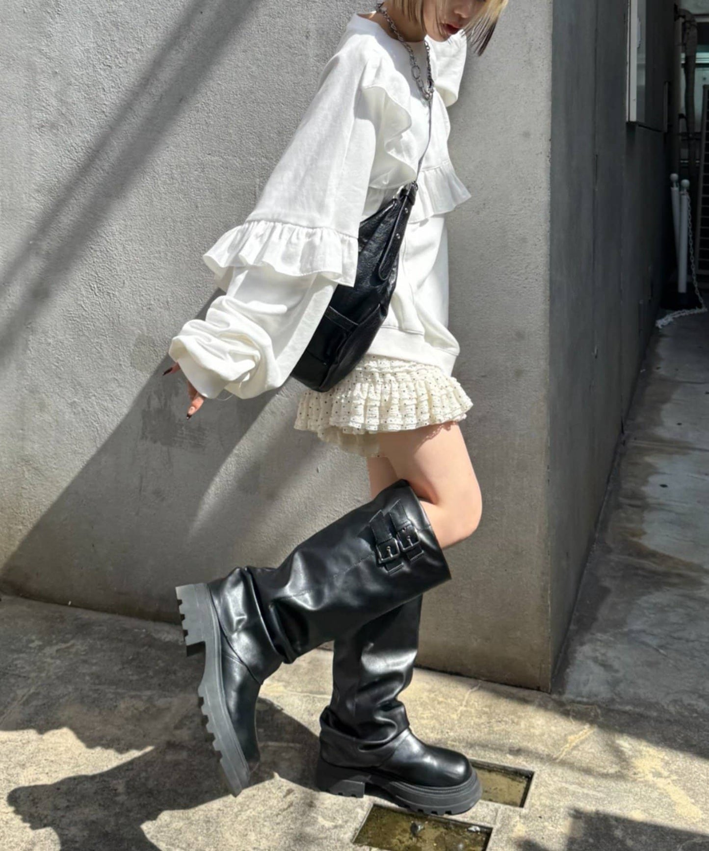 w closet Frill BIG sweatshirt