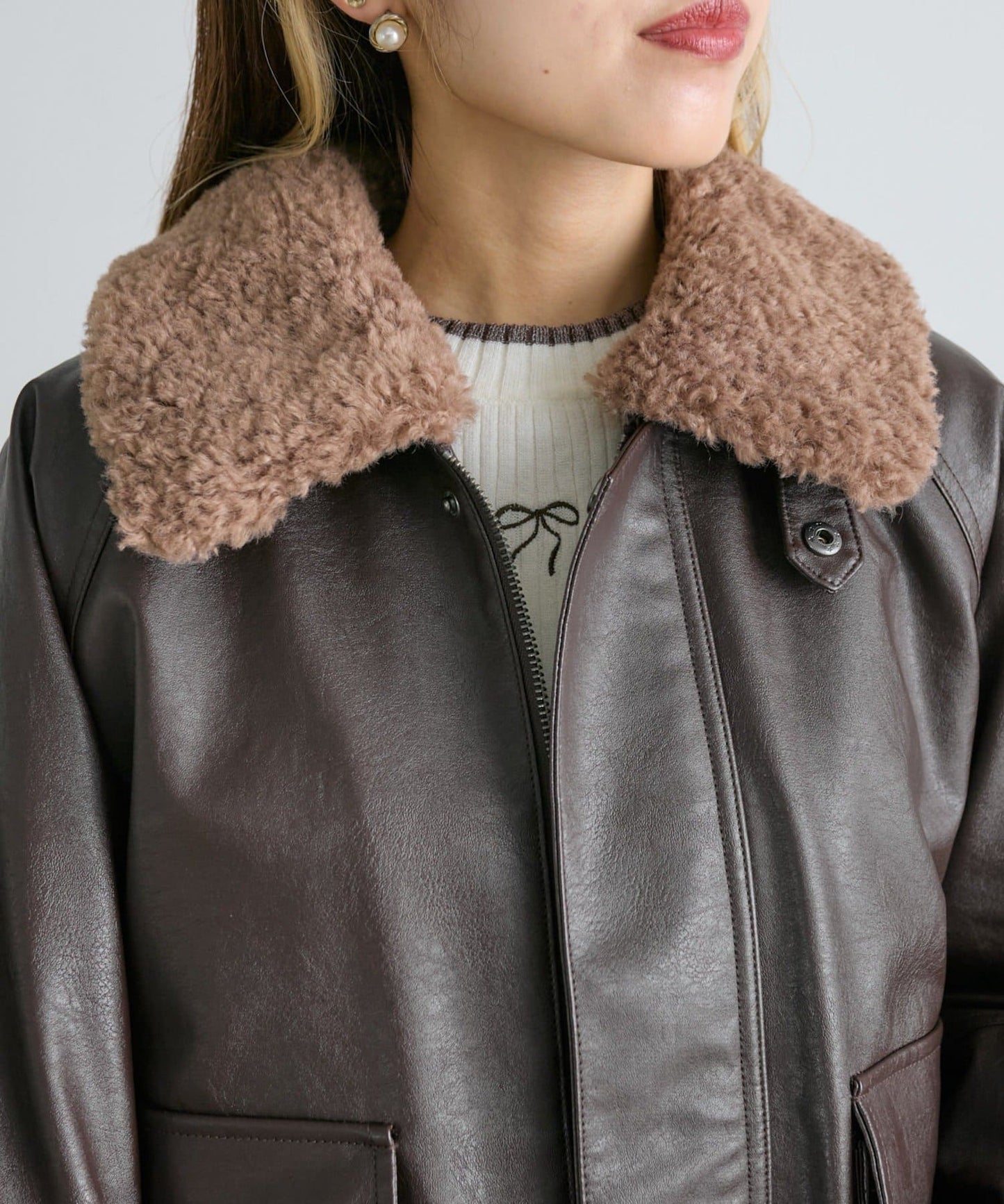 w closet 可拆毛毛領口仿皮外套