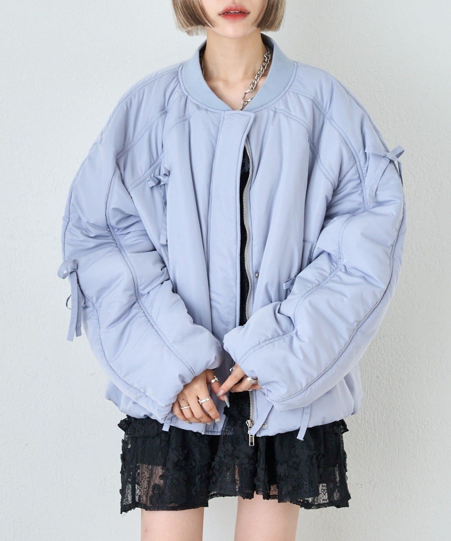 w closet Filled ribbon blouson