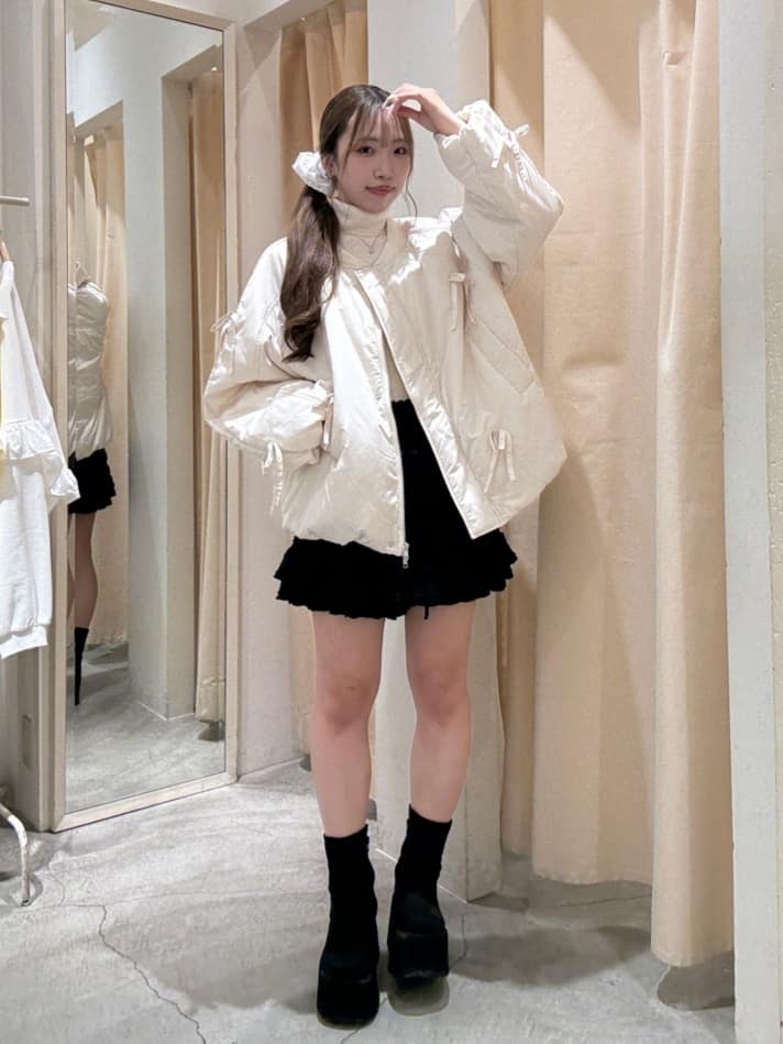 w closet Filled ribbon blouson