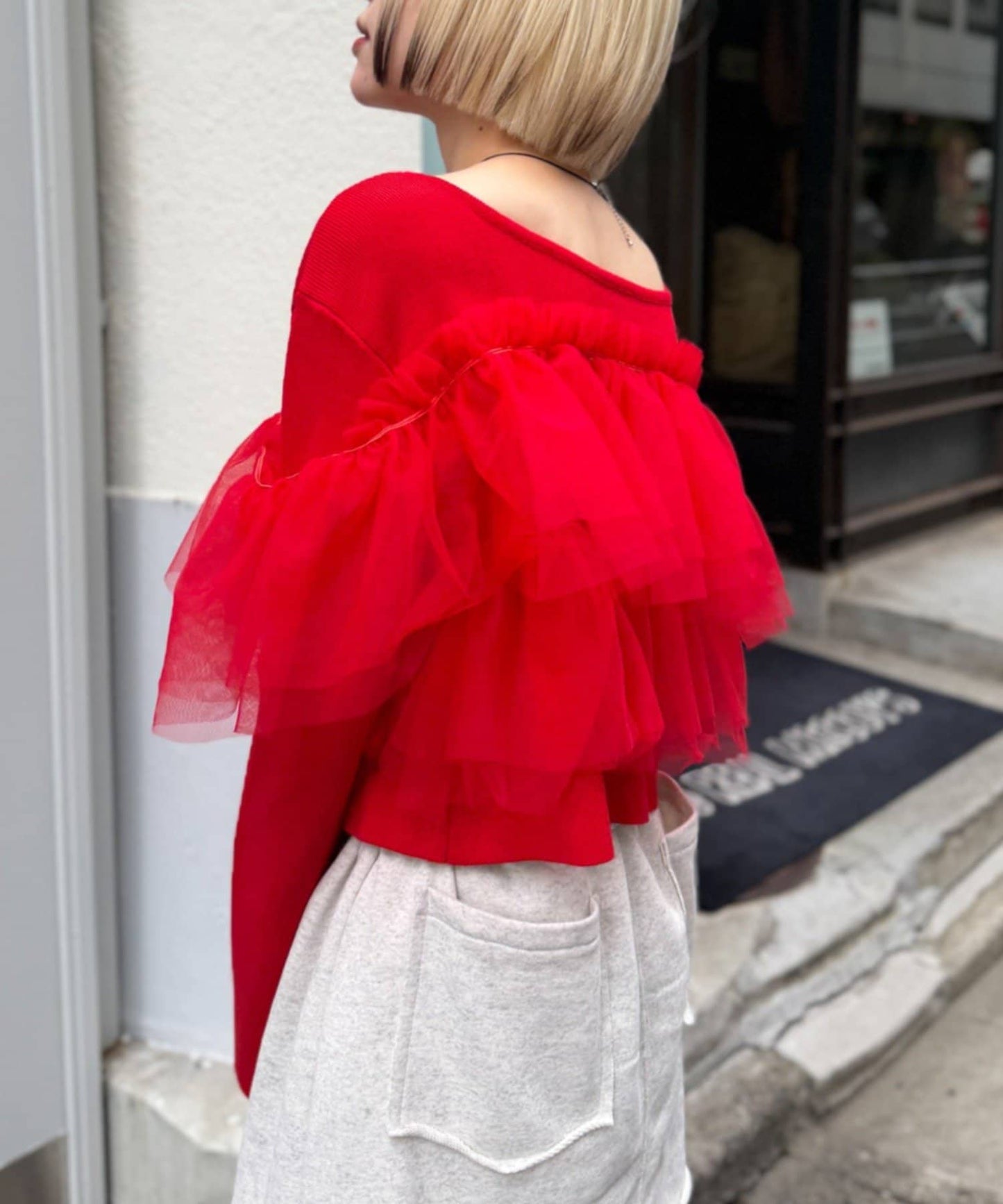 w closet 薄紗荷葉邊針織