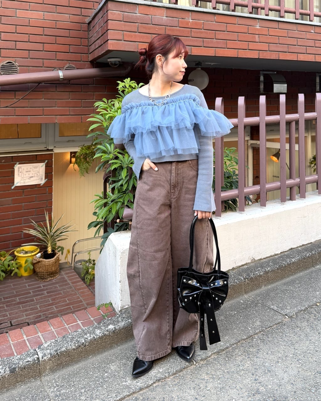 w closet 薄紗荷葉邊針織