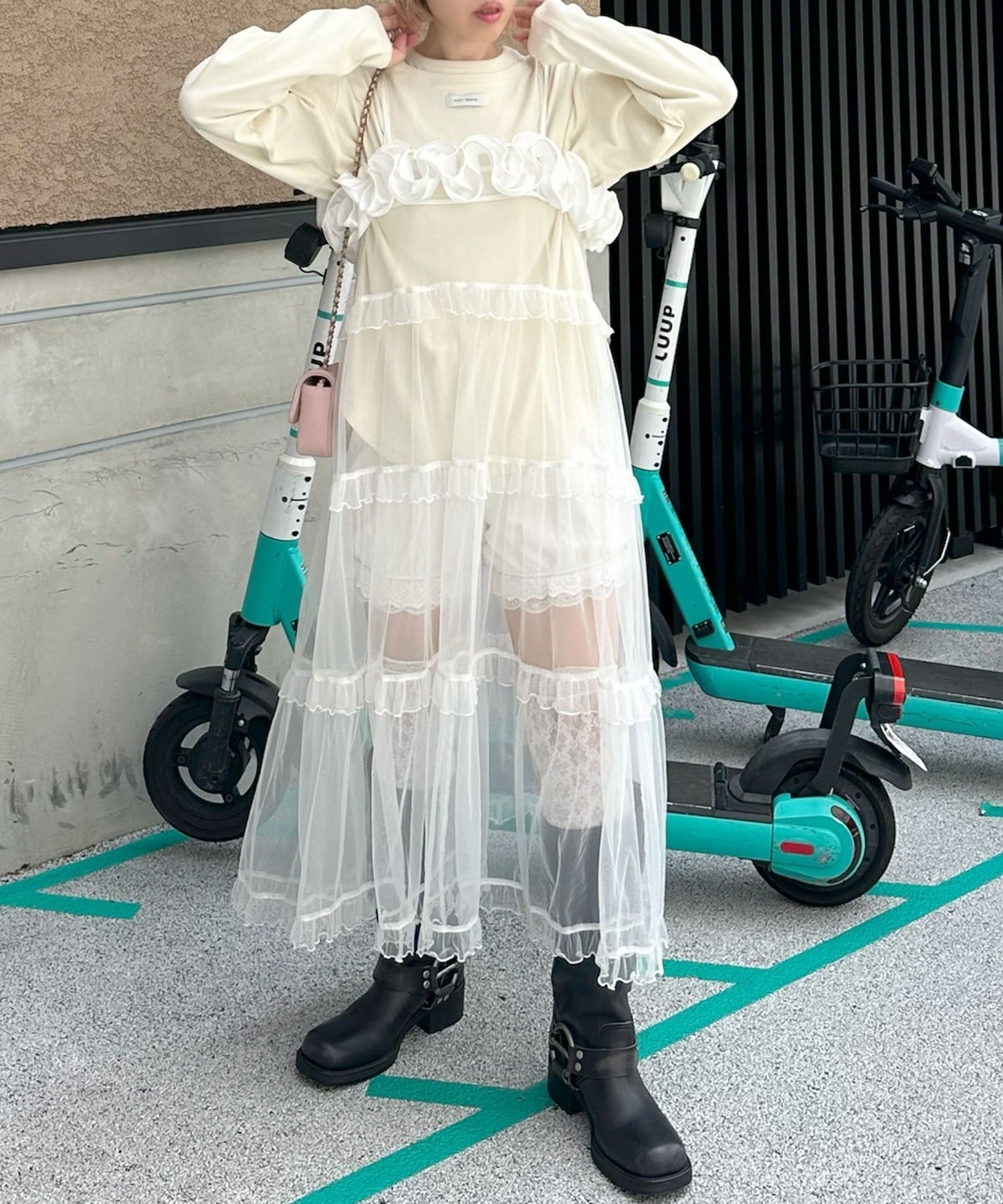 フリルティアードキャミワンピ