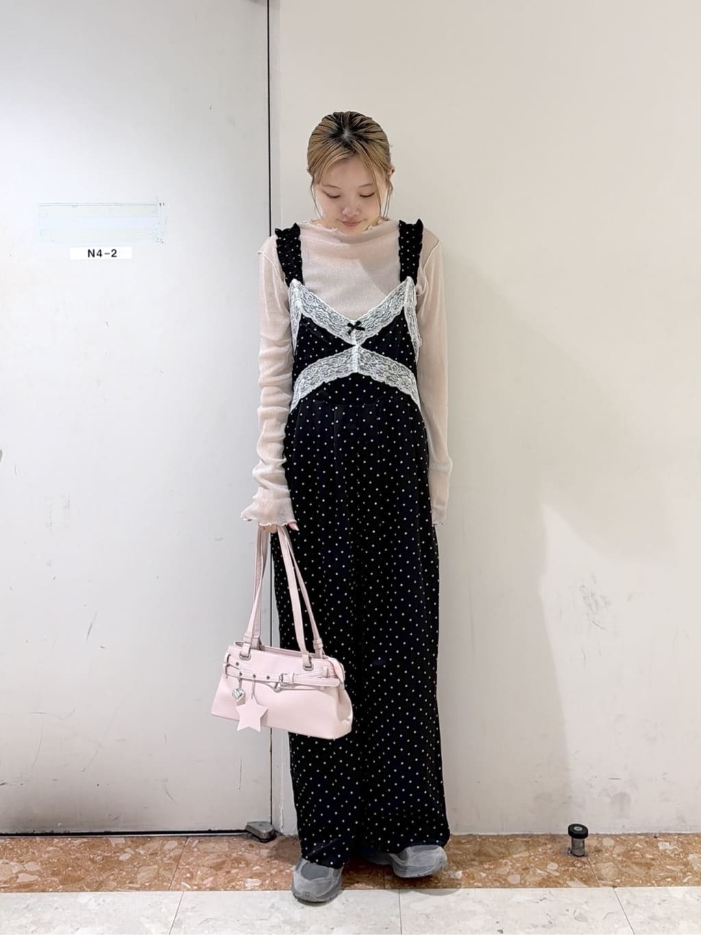w closet 波點吊帶連身褲 - Image 23