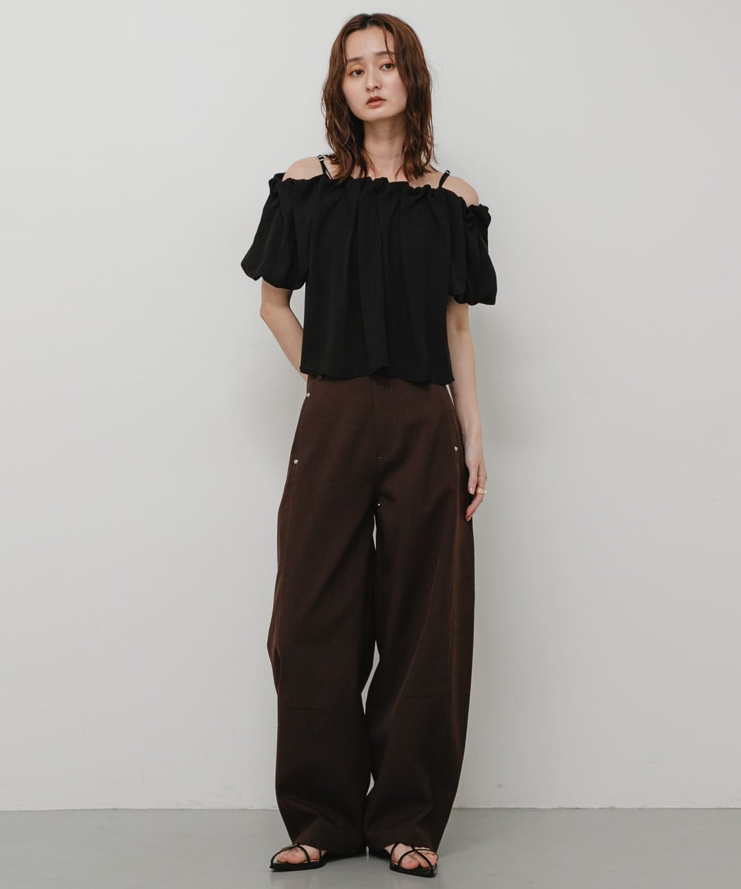 SENSE OF PLACE off-shoulder blouse - Image 14