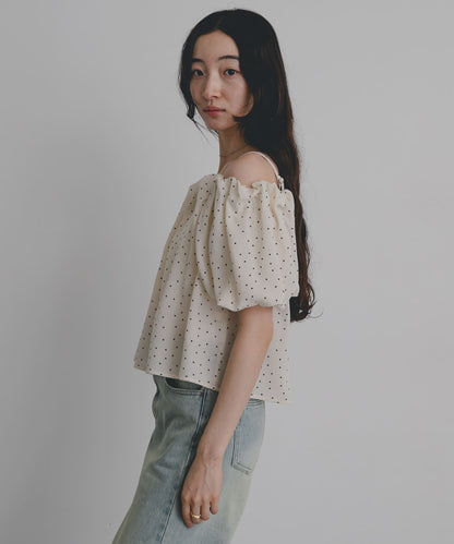 SENSE OF PLACE off-shoulder blouse - Image 8