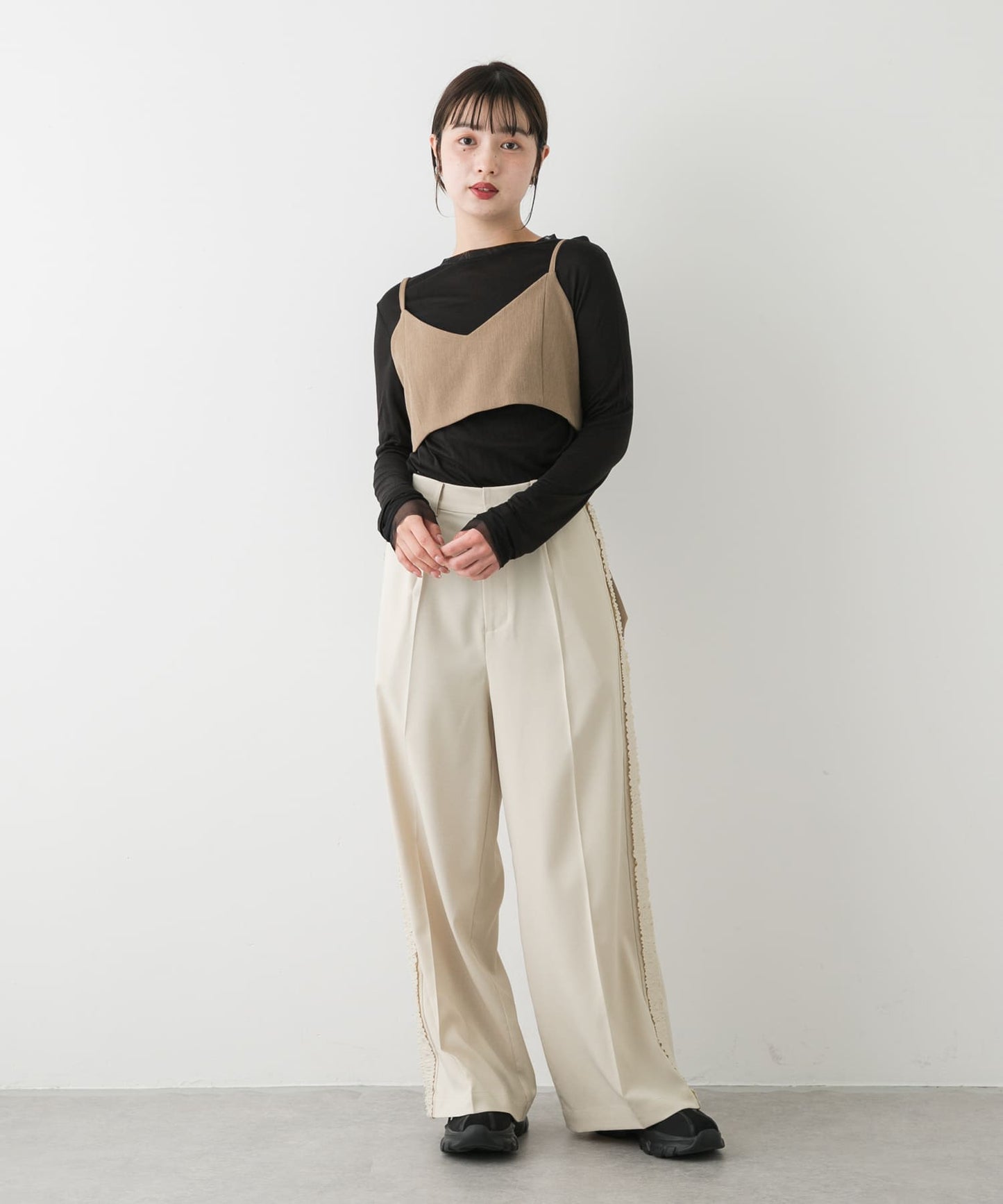 SENSE OF PLACE Back ribbon bustier