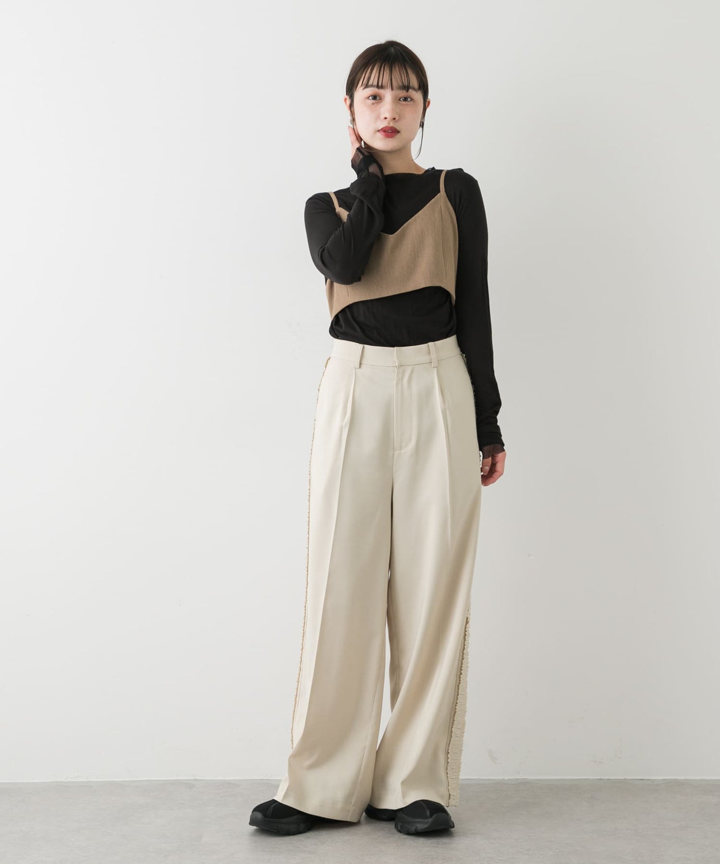 SENSE OF PLACE Back ribbon bustier