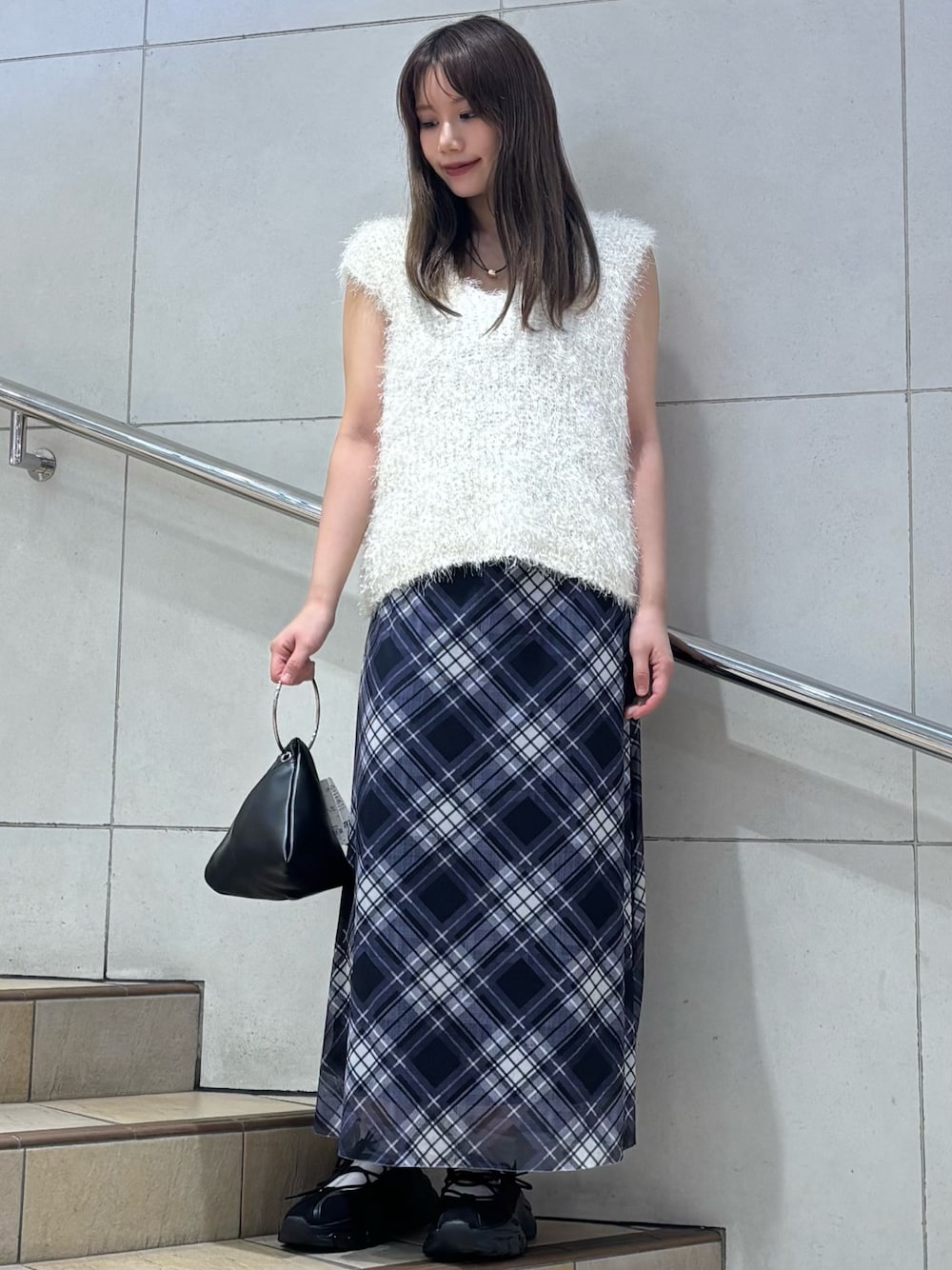 SENSE OF PLACE Hoop Handle Bag