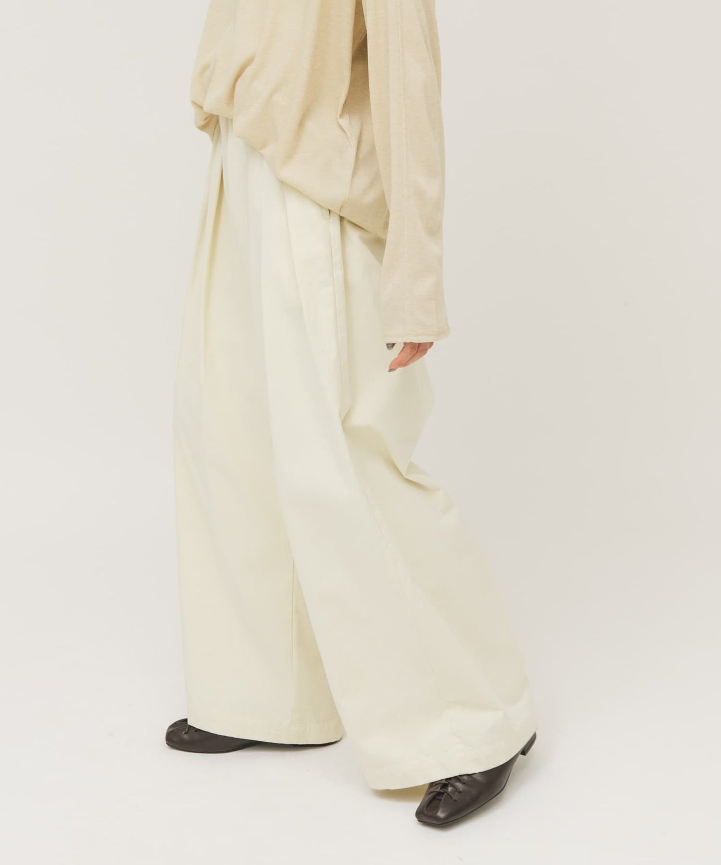KBF 斜紋布打褶褲 - Image 2