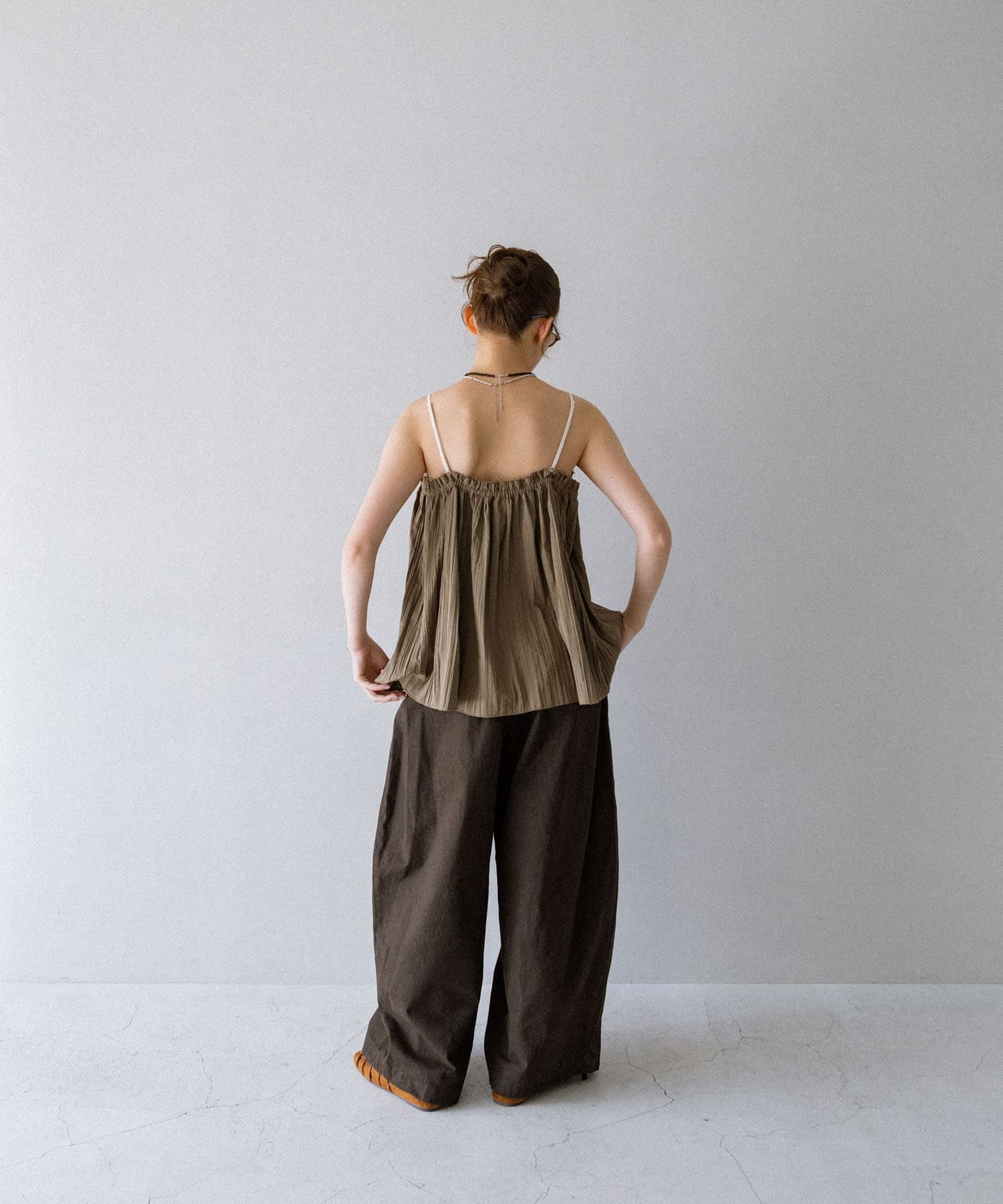 KBF 雙色吊帶背心 - Image 9