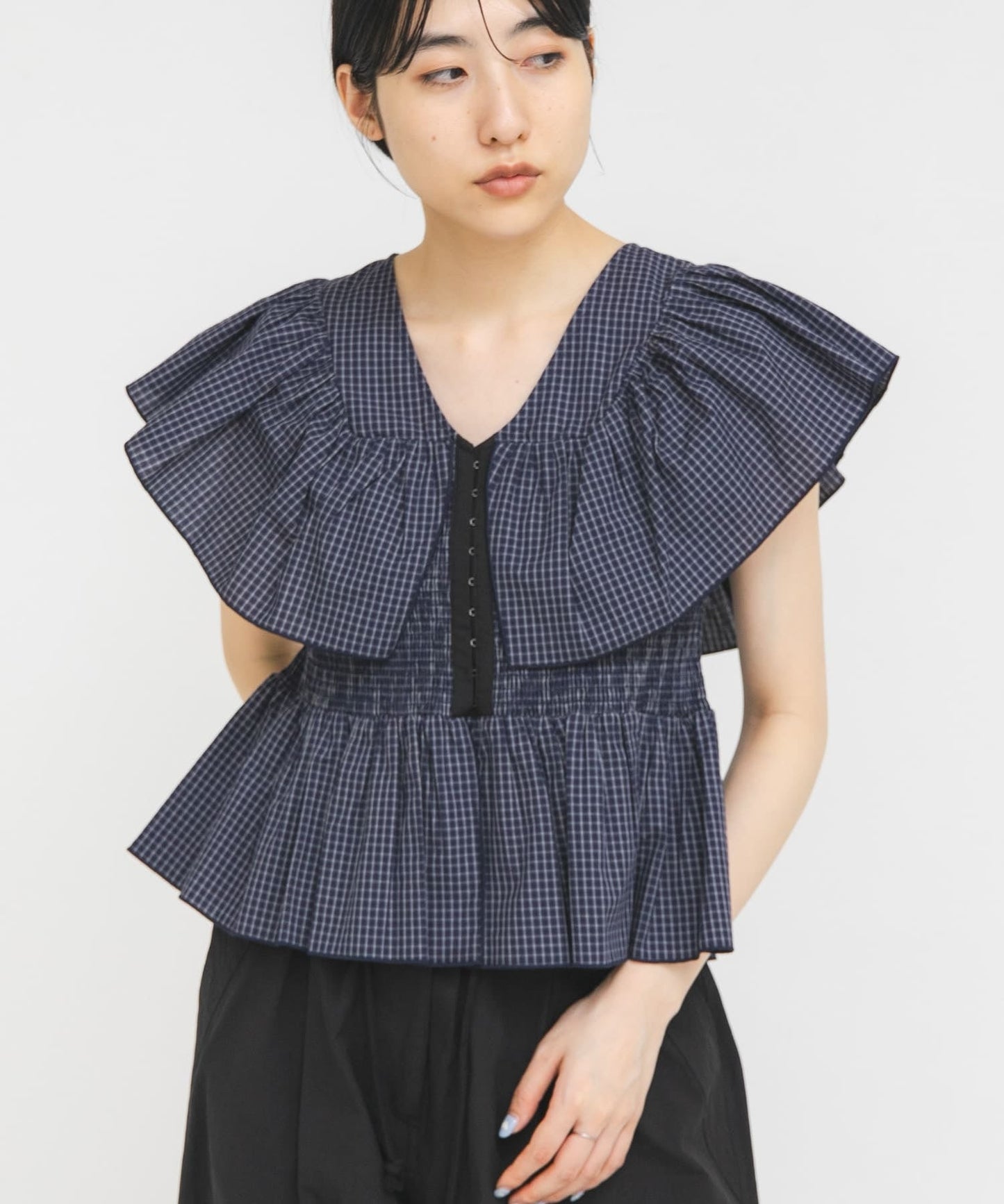 KBF Front hook check ruffle blouse - Image 18