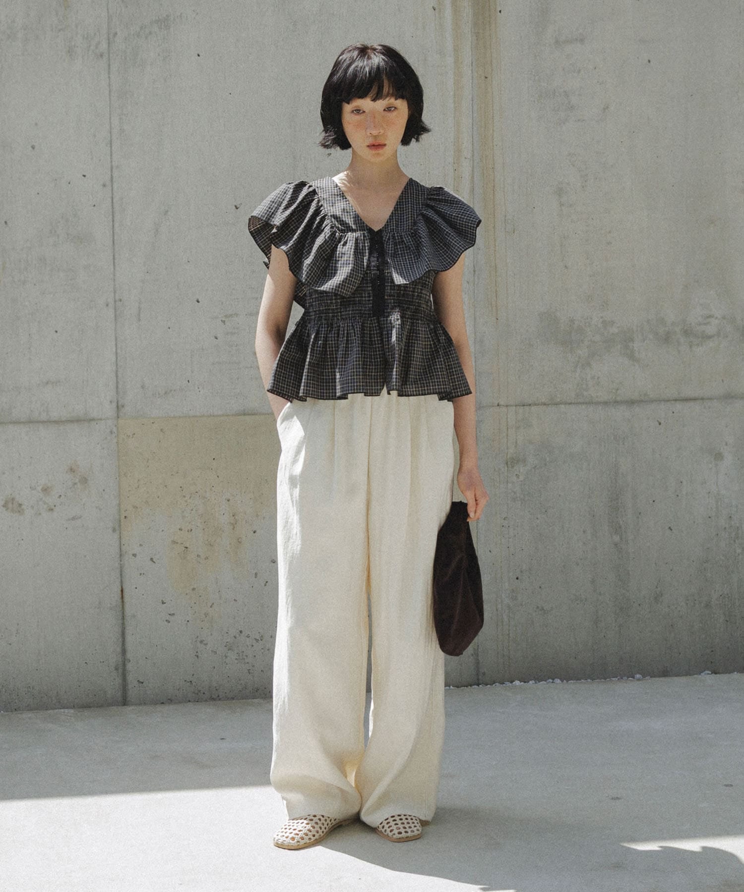 KBF Front hook check ruffle blouse - Image 6
