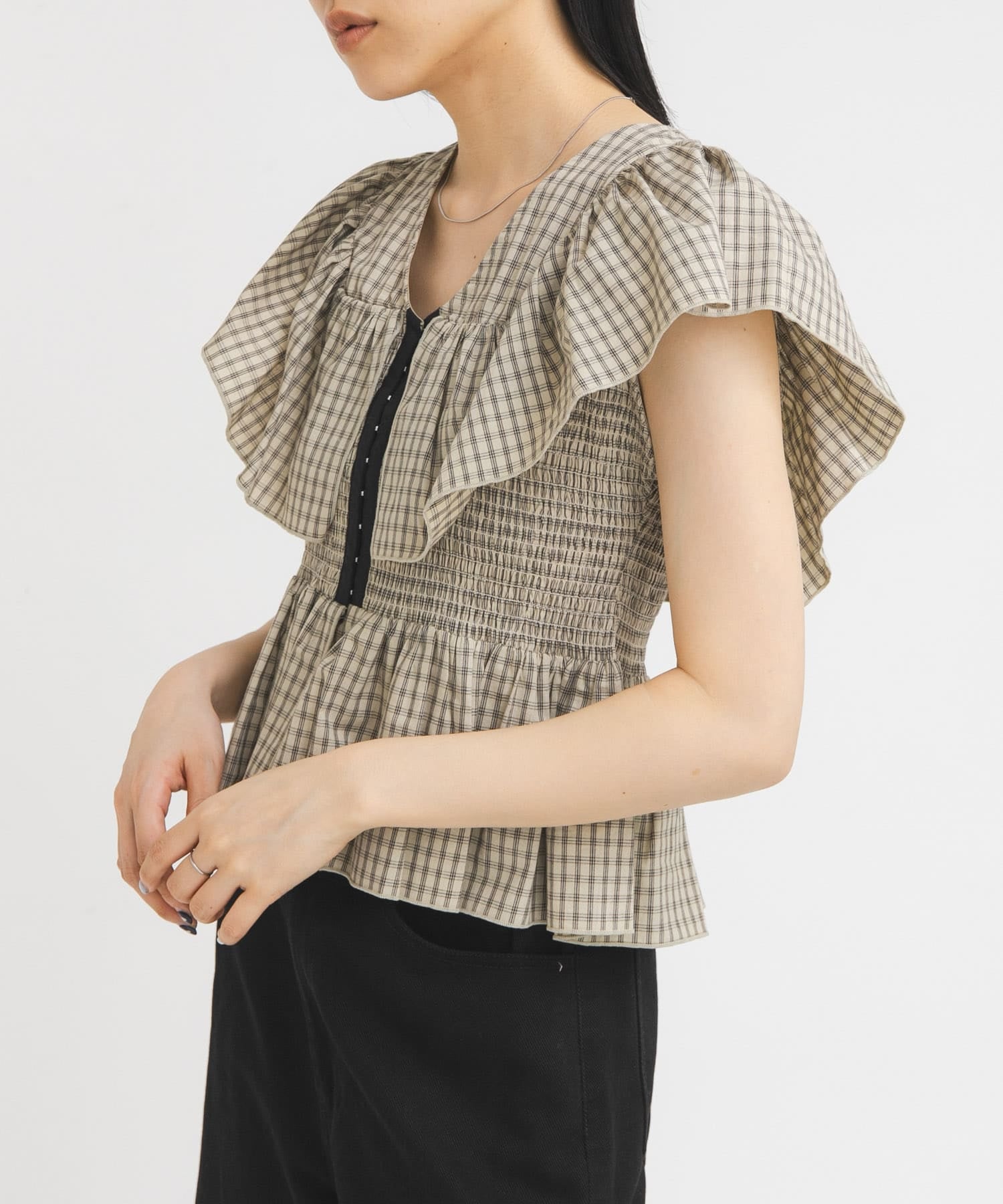 KBF Front hook check ruffle blouse - Image 9