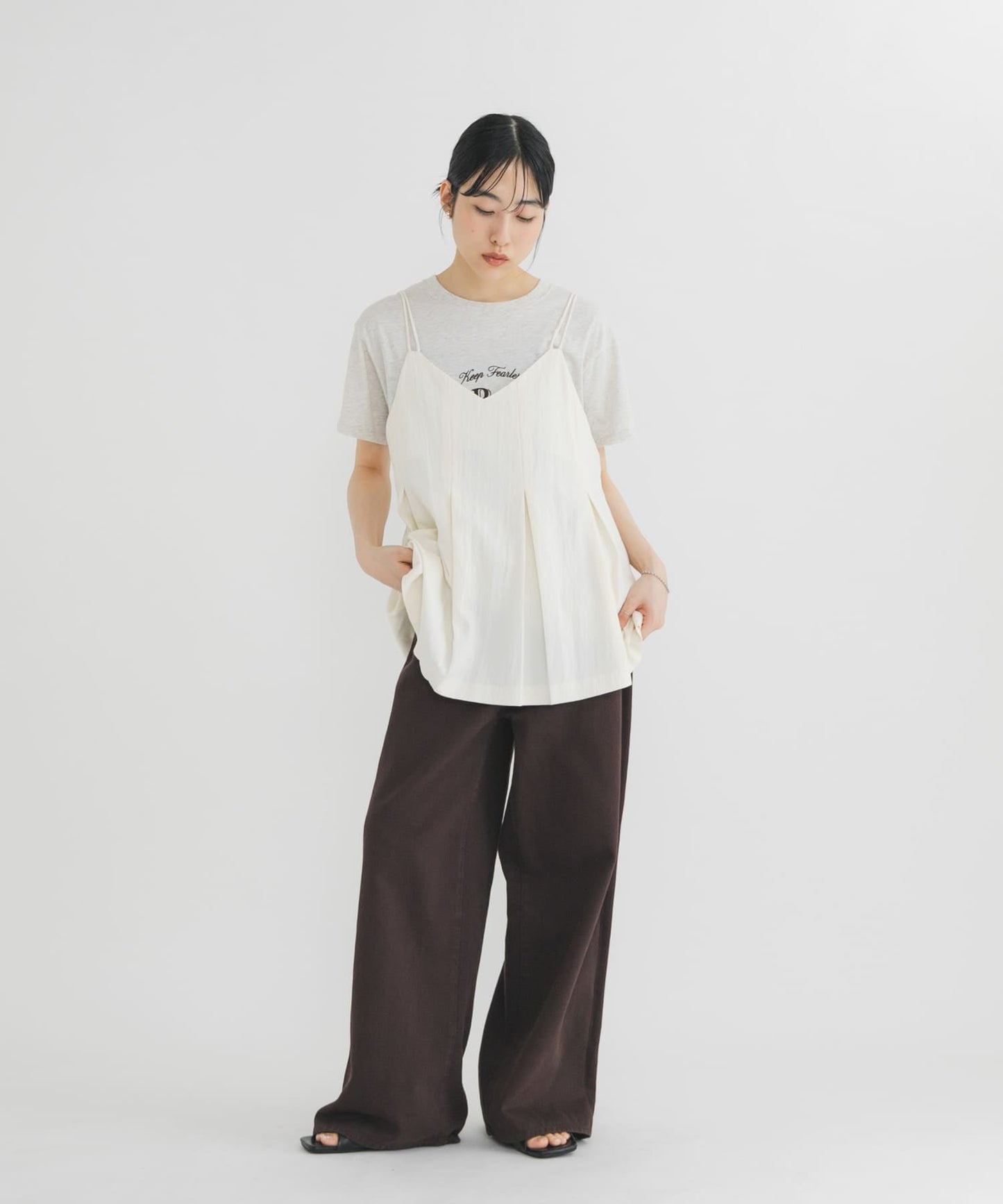KBF 粗打褶背心 - Image 8