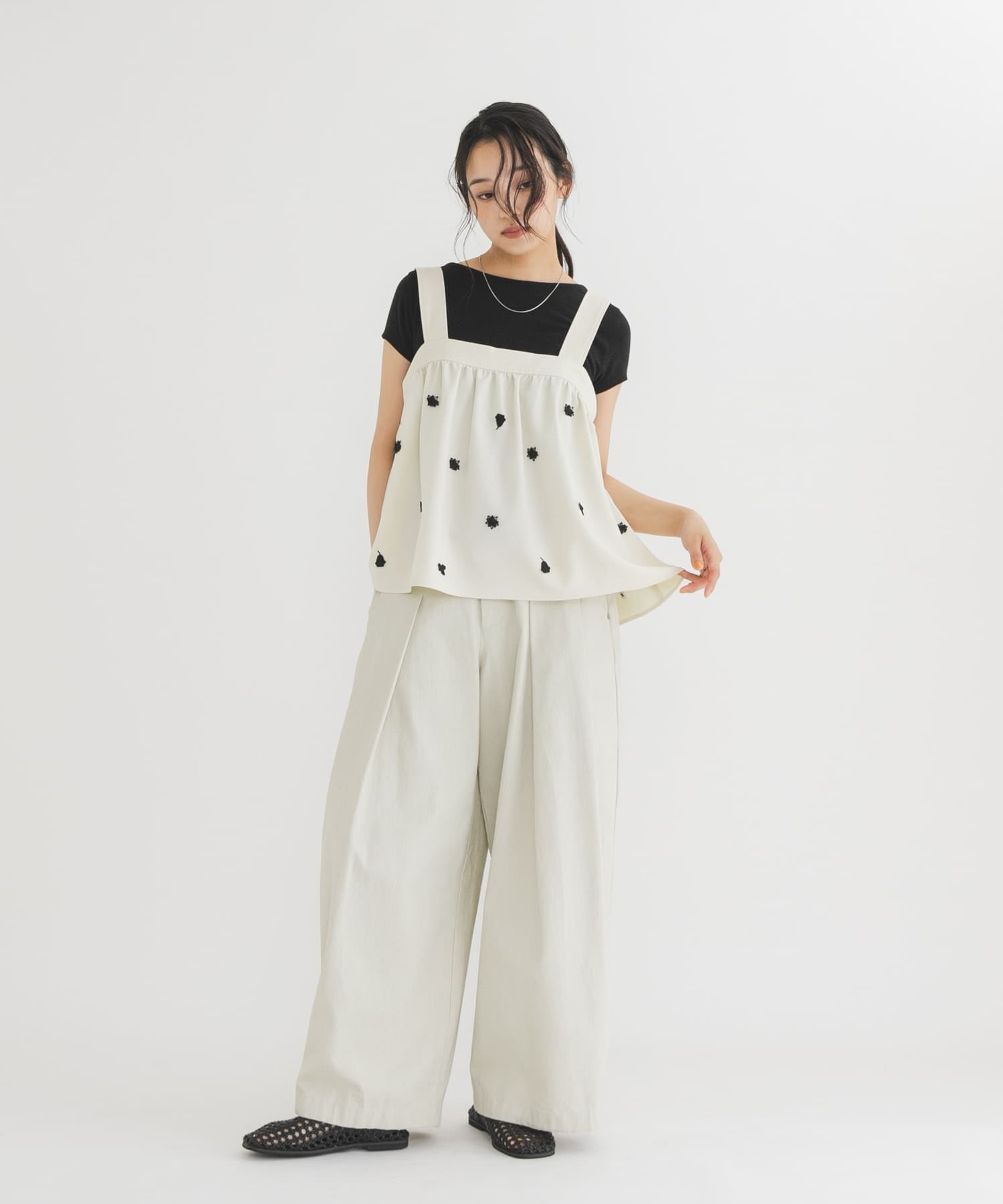 KBF 刺繡碎褶背心 - Image 14