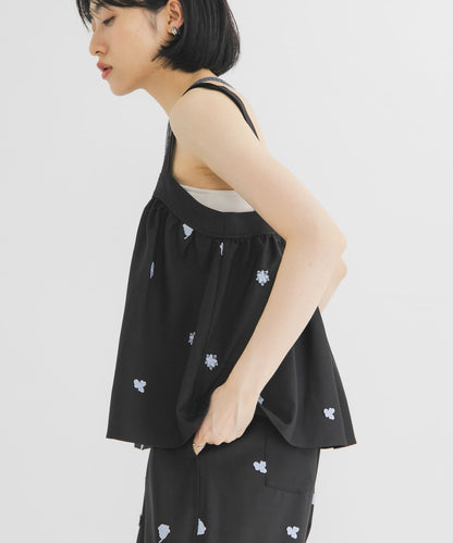 KBF 刺繡碎褶背心 - Image 5
