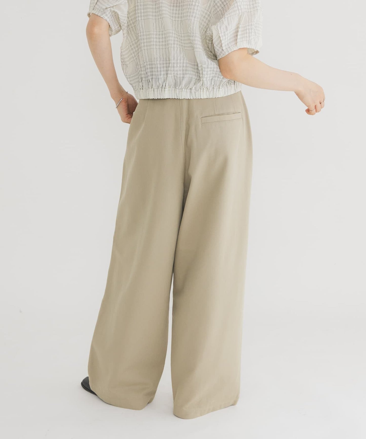 KBF Tucked Wide Pants - Image 7