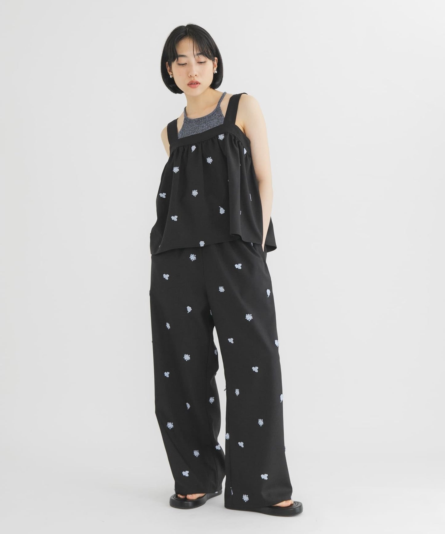 KBF 刺繡Easy Pants - Image 1
