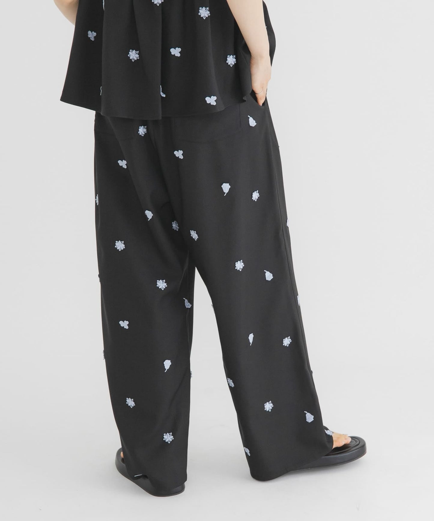 KBF 刺繡Easy Pants - Image 6