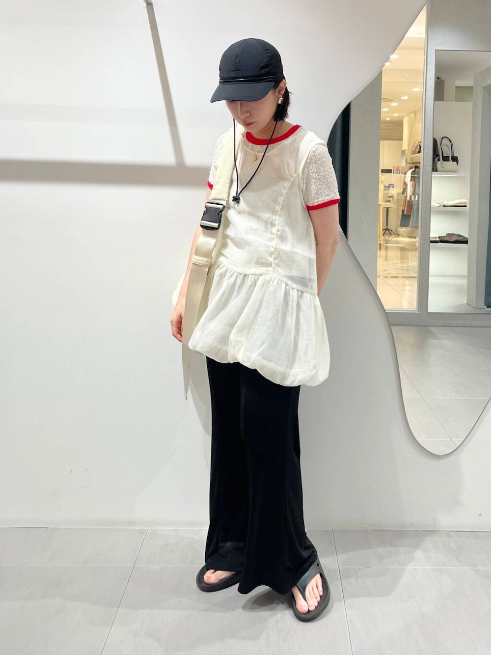 KBF 抽繩泡泡背心